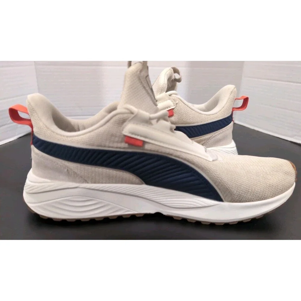 PUMA PACER 23 STREET SNEAKERS SOFT FOAM LOW TOP  BEIGE/NAVY MENS SIZE 9 EUC